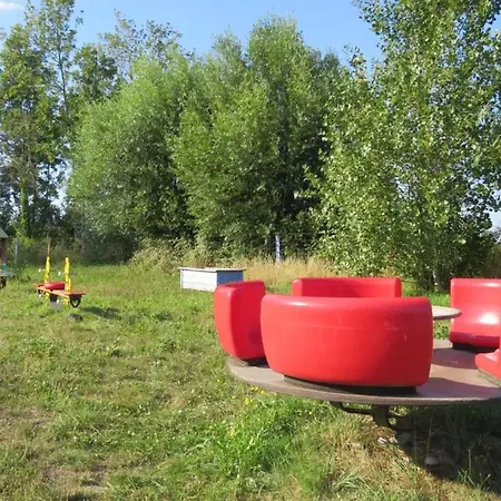 Holiday home Charmante Maison Pres De Avec Jardin Cloture *