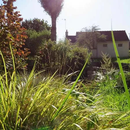 Holiday home Charmante Maison Pres De Avec Jardin Cloture