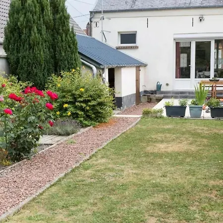 Charmante Maison Pres De Avec Jardin Cloture Holiday home Favieres (Somme)